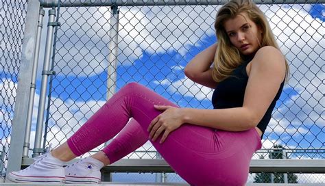 r mia melano|Mia Melano Onlyfans News .